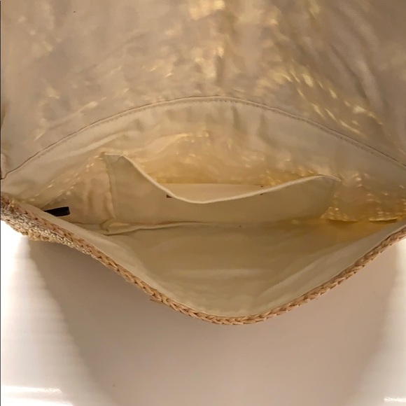 Straw Clutch - Picture 4 of 4